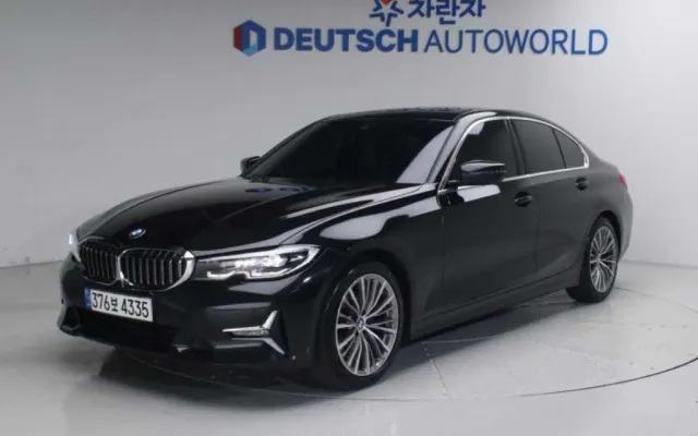 BMW 3시리즈 2022/05 67,242km